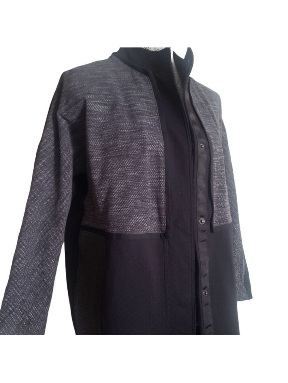Lululemon Jacket - Picture 6 of 16